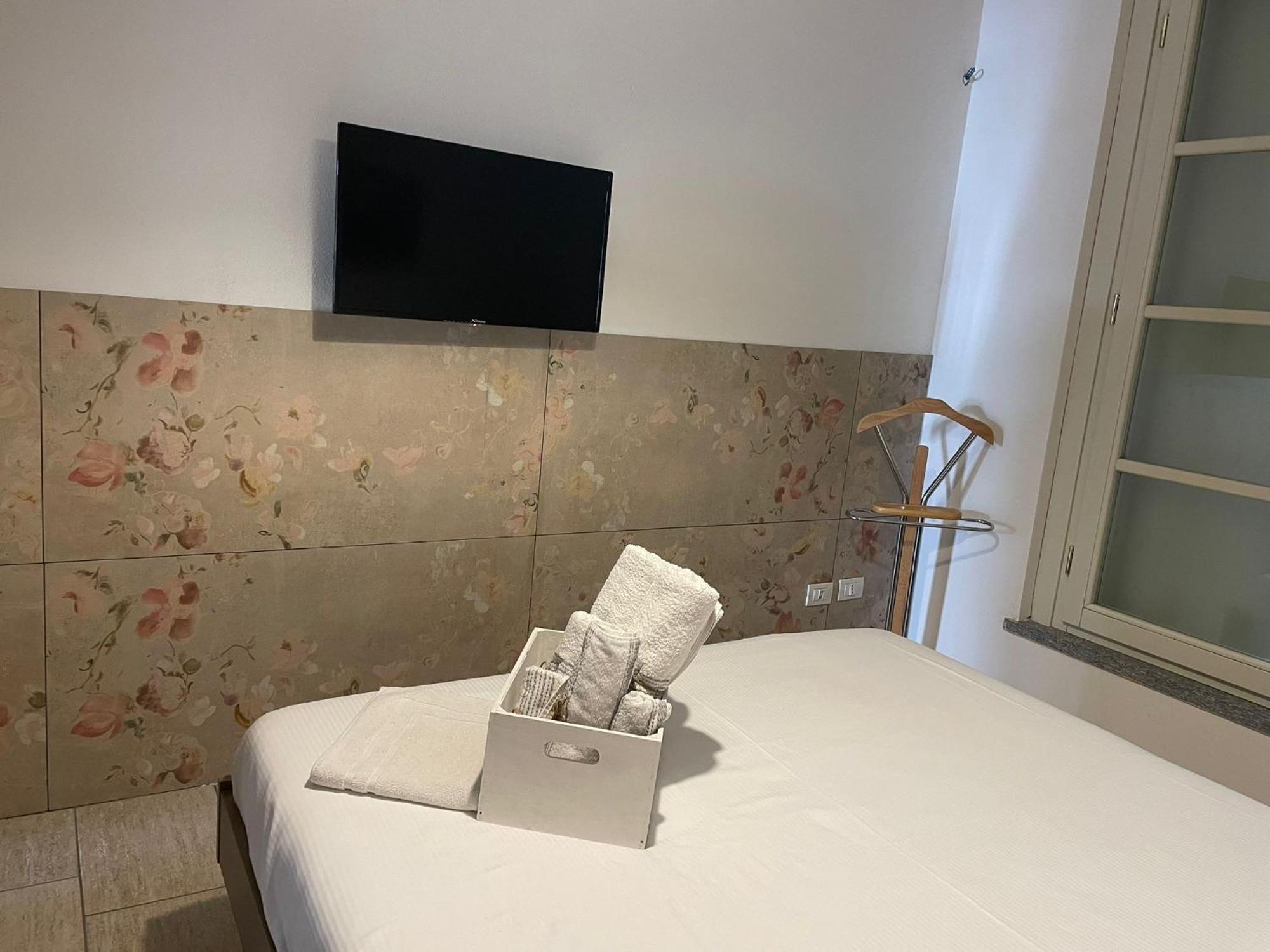 Aury & Ester Casa Vacanze 크레마 외부 사진